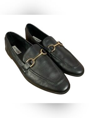 Steve Madden Carrine Black Leather Driving Loafers Gold Buckle Flat Shoes Sz 10